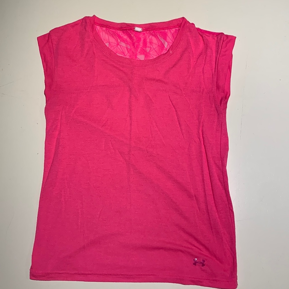 Under Armour women’s XS pink T-shirt